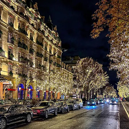 Champs Elysees Tour Eiffel Daire *