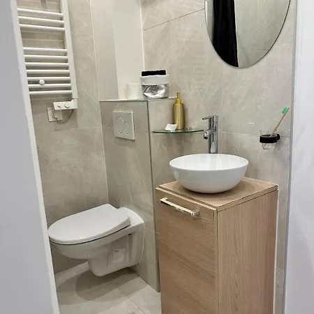 Champs Elysees Tour Eiffel Apartment